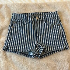 American Eagle, high rise, white striped denim shorts. Size:0